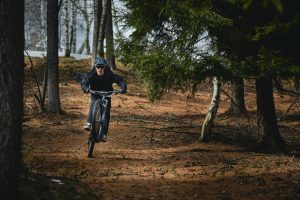 The Ultimate Guide to Enduro Riding Techniques